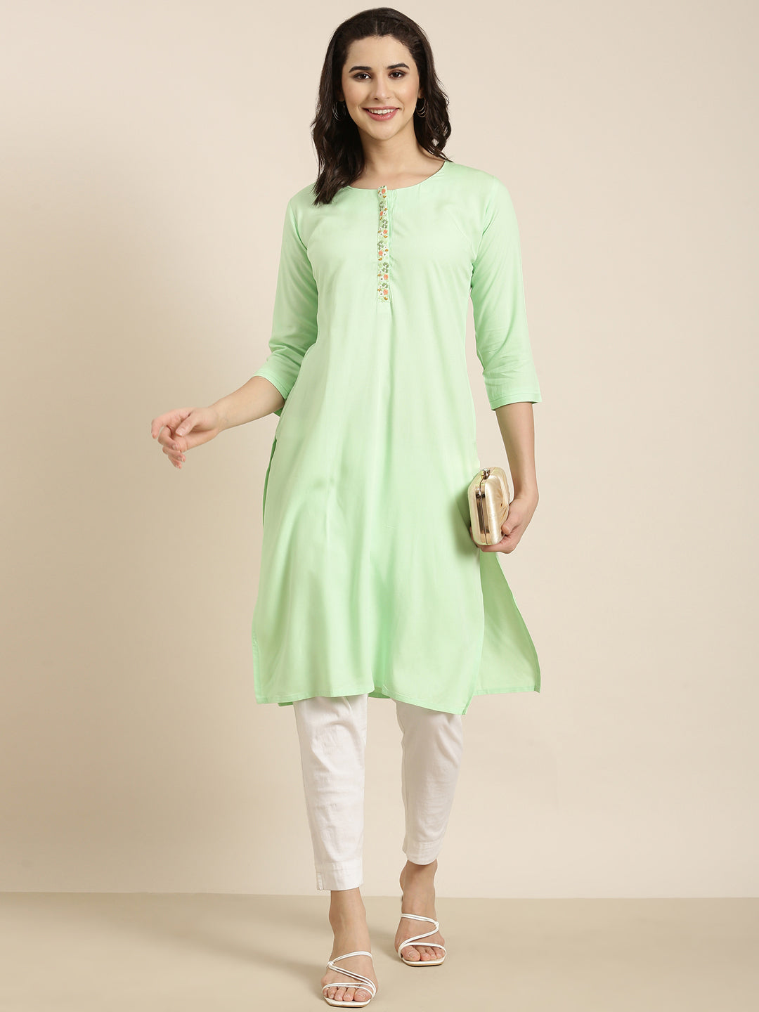 Women Straight Green Solid Kurta