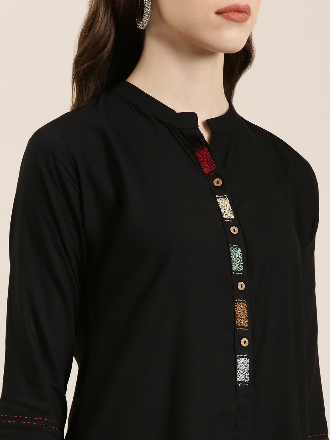 Women Black Solid Straight Kurta