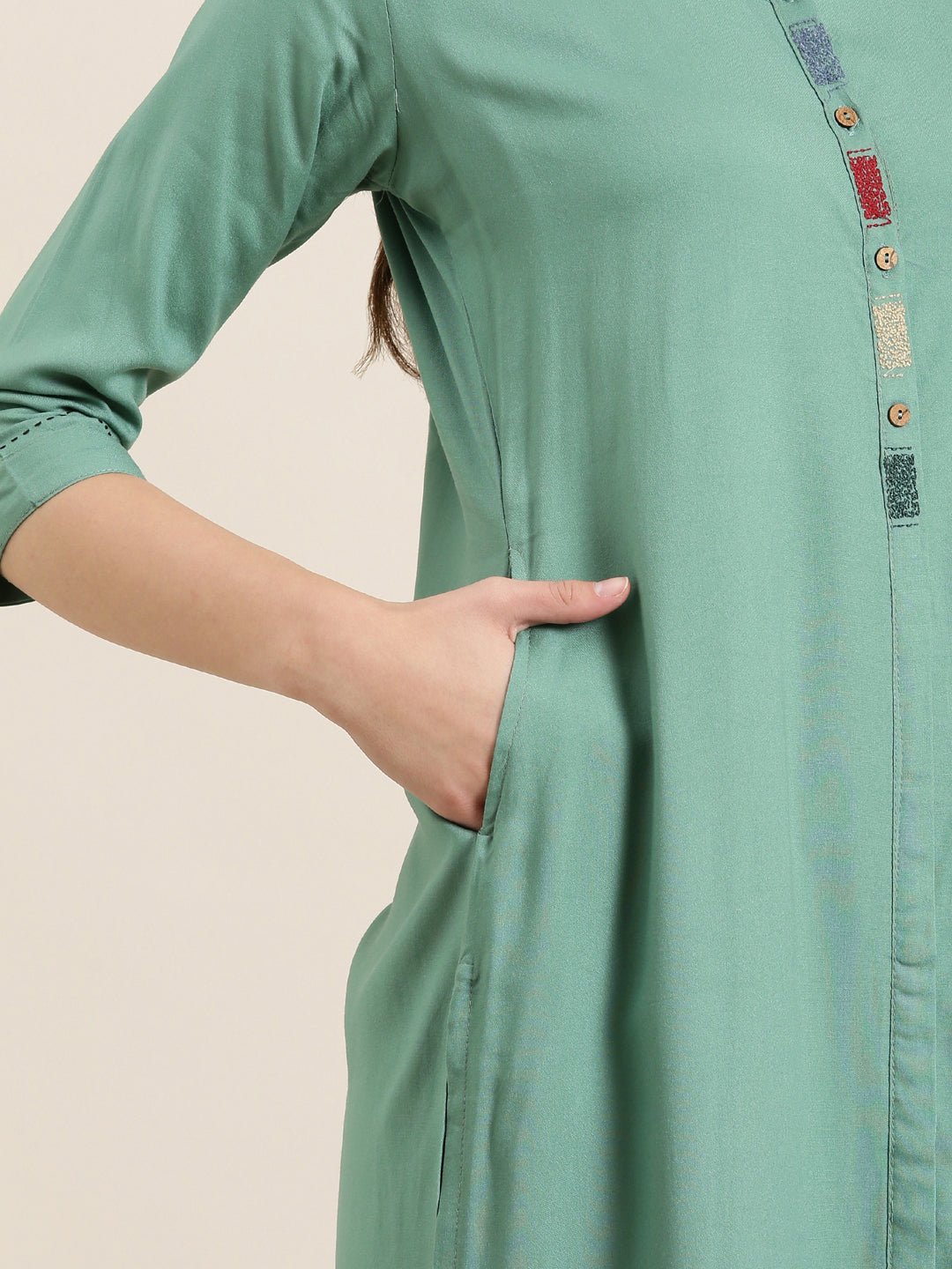 Women Sea Green Solid Straight Kurta