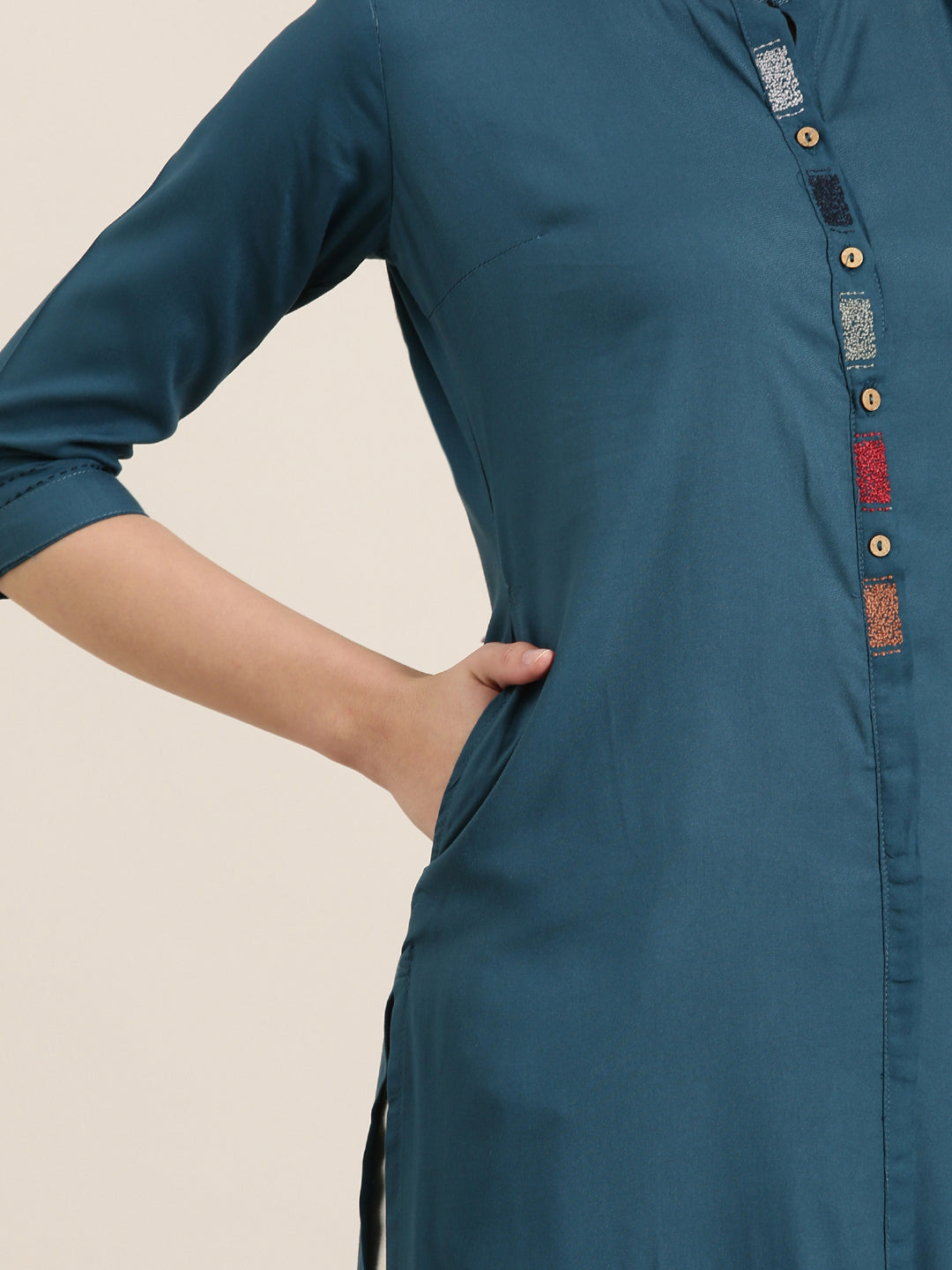 Women Teal Solid Straight Kurta