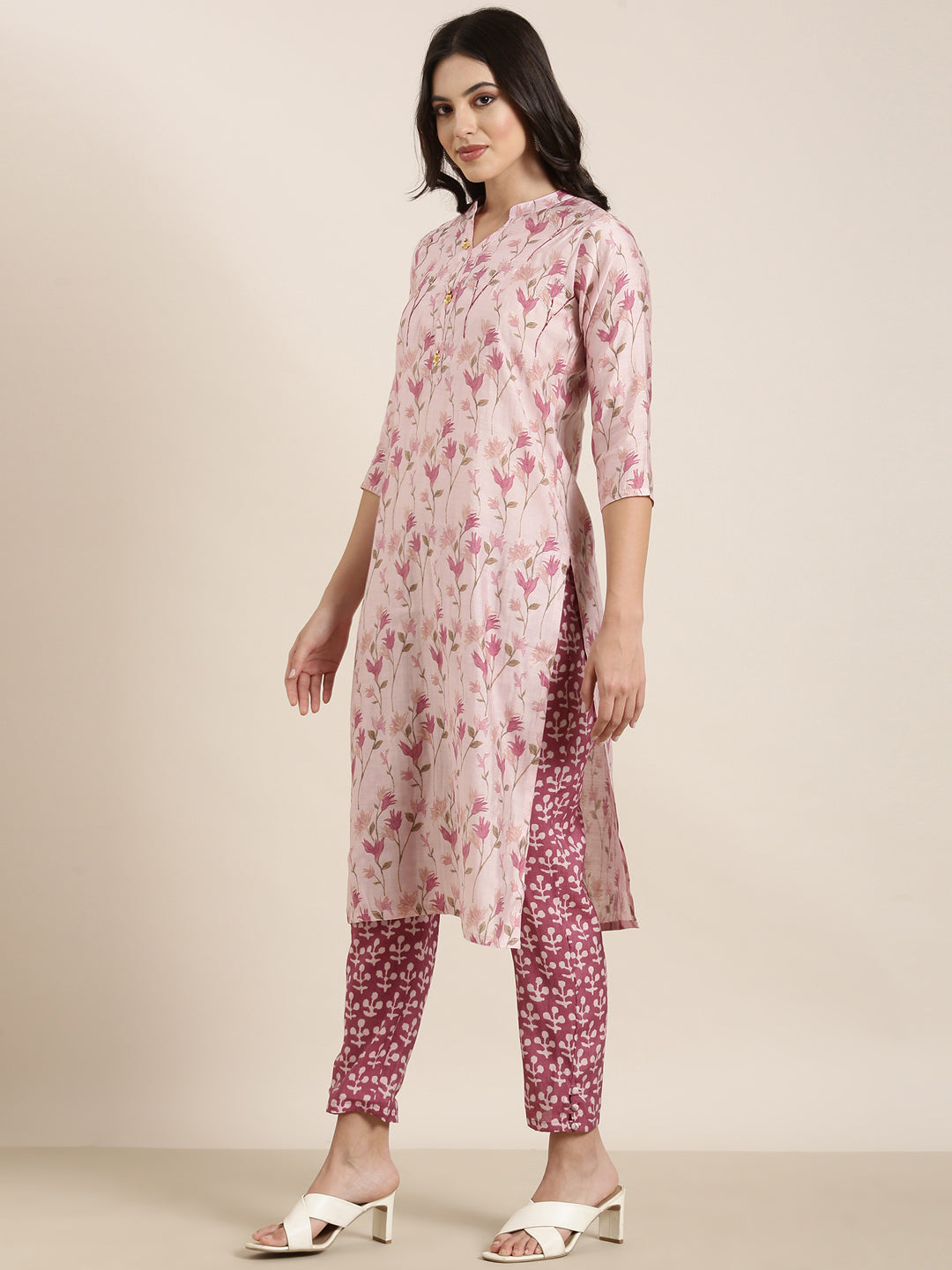 Women Straight Pink Floral Kurta and Trousers Set Comes With Dupatta