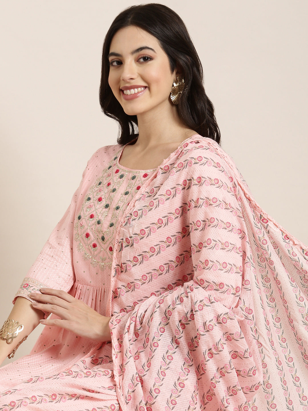 Women Straight Pink Chevron Kurta and Trousers Set Comes With Dupatta