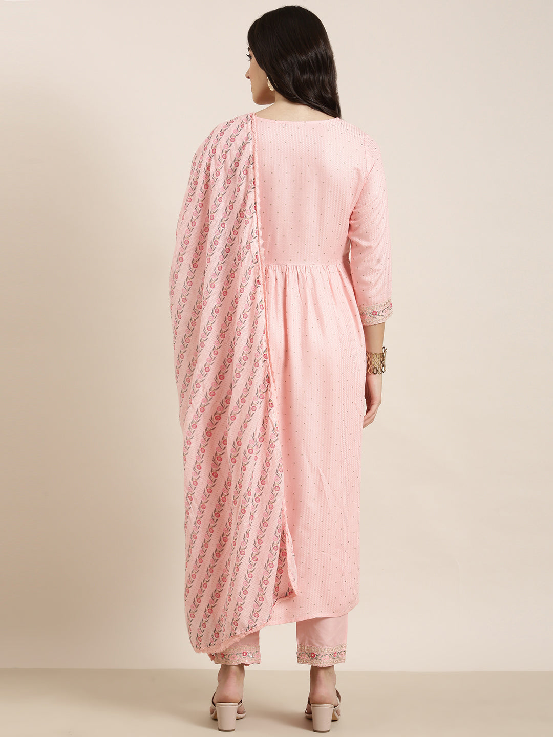 Women Straight Pink Chevron Kurta and Trousers Set Comes With Dupatta