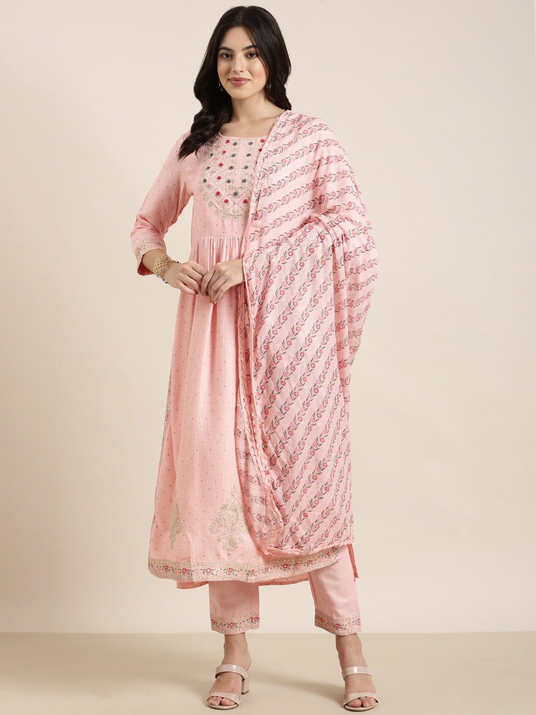 Women Straight Pink Chevron Kurta and Trousers Set Comes With Dupatta