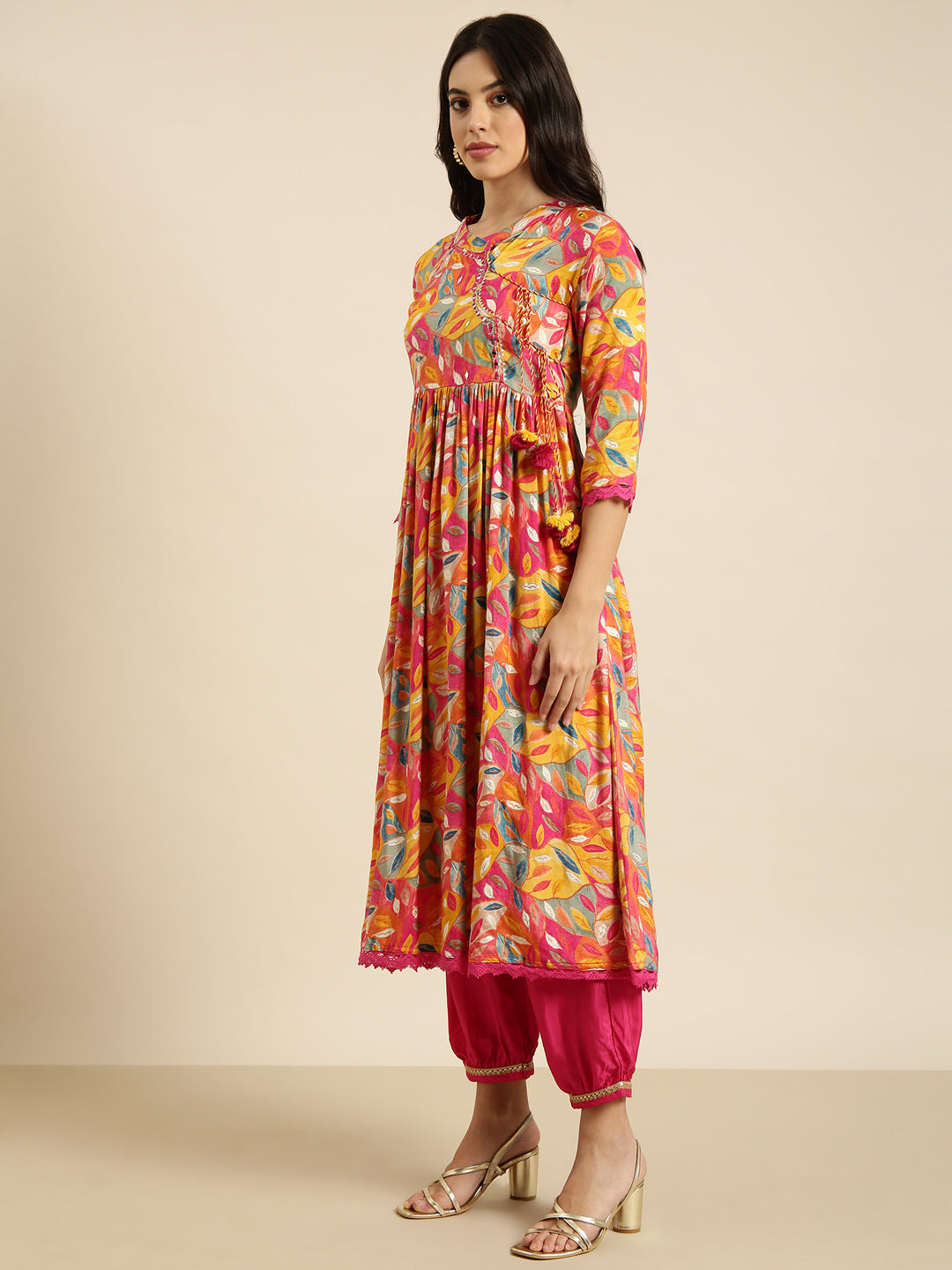 Women Anarkali Pink Floral Kurta and Trousers Set Comes With Dupatta