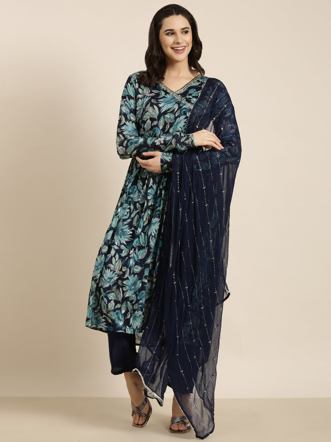 Women Straight Blue Floral Kurta and Trousers Set Comes With Dupatta