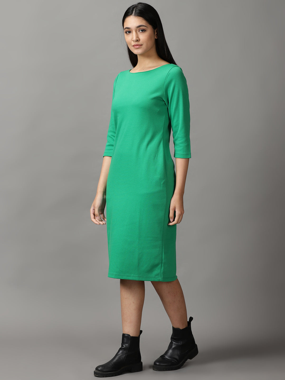 Women's Green Solid Bodycon Dress