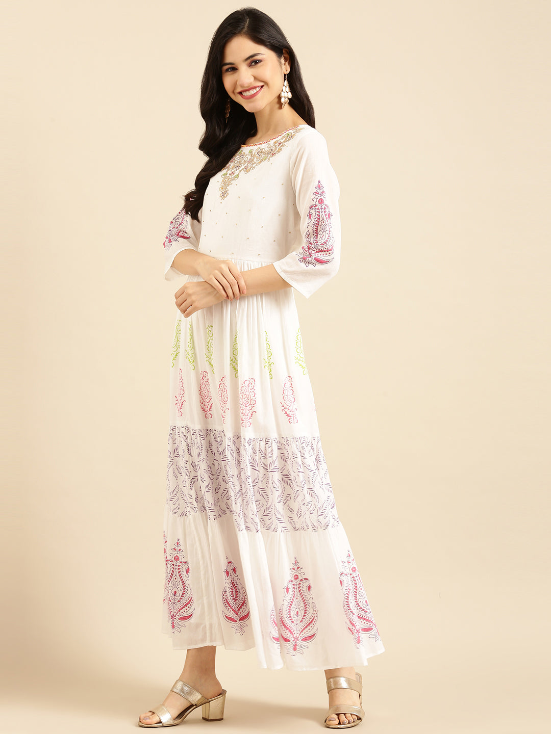 Women's White Embroidered Anarkali Kurta