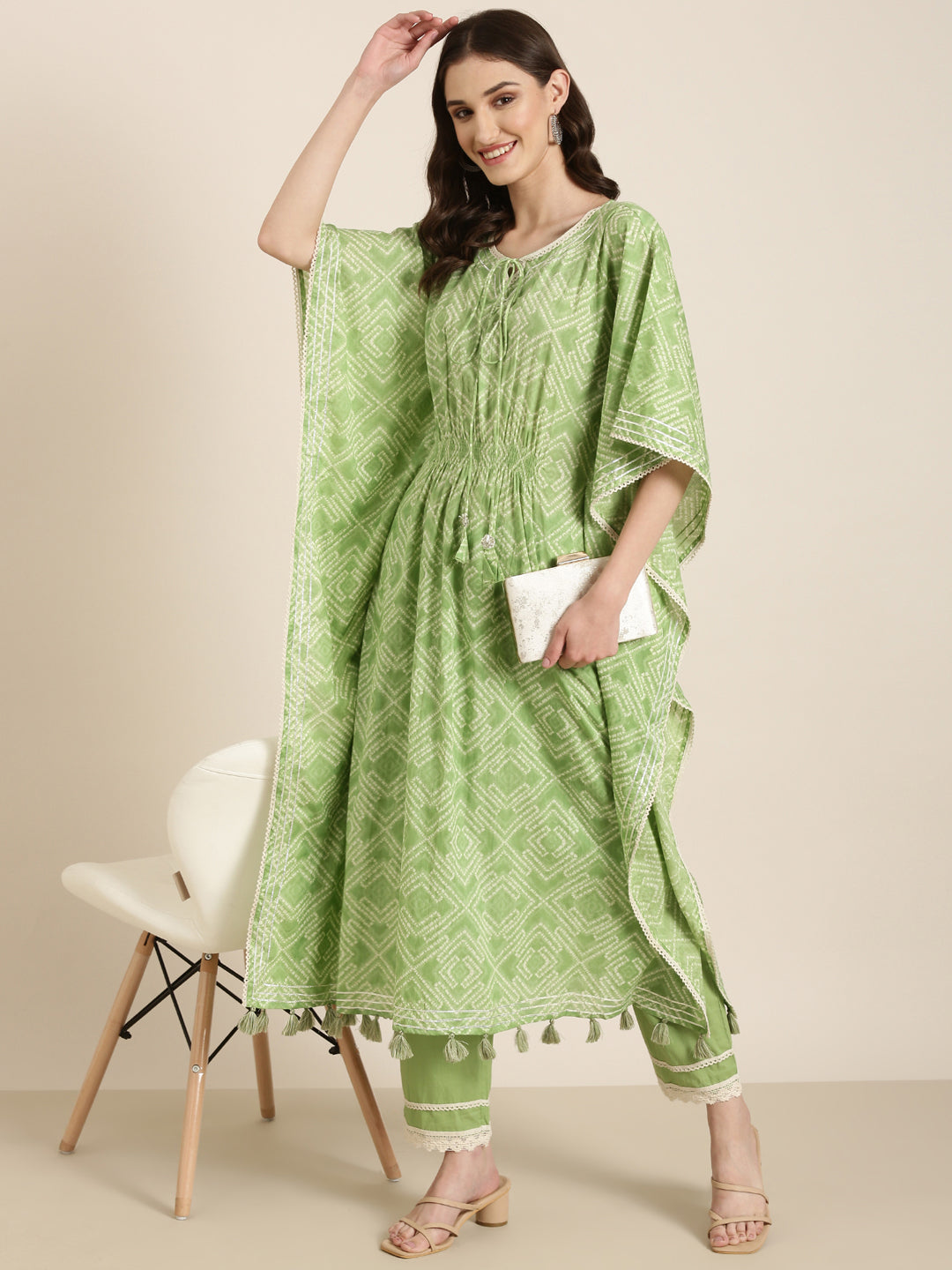 Women Green Printed Kurta Set