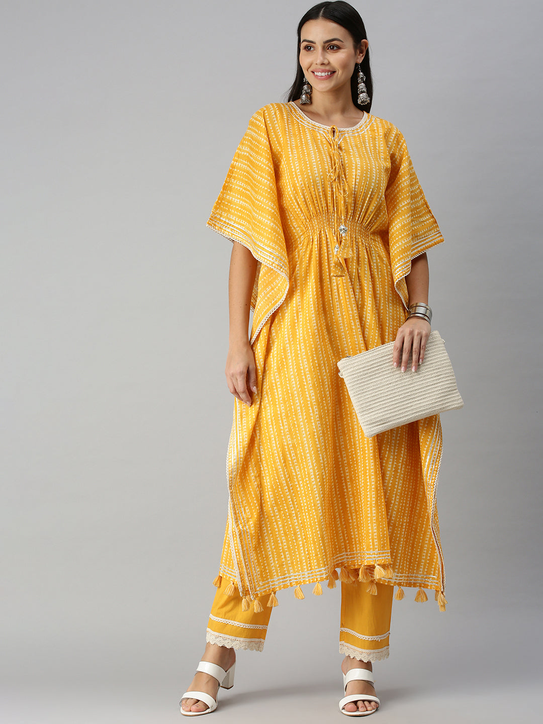 Women's Yellow Geometrical Kurta Sets