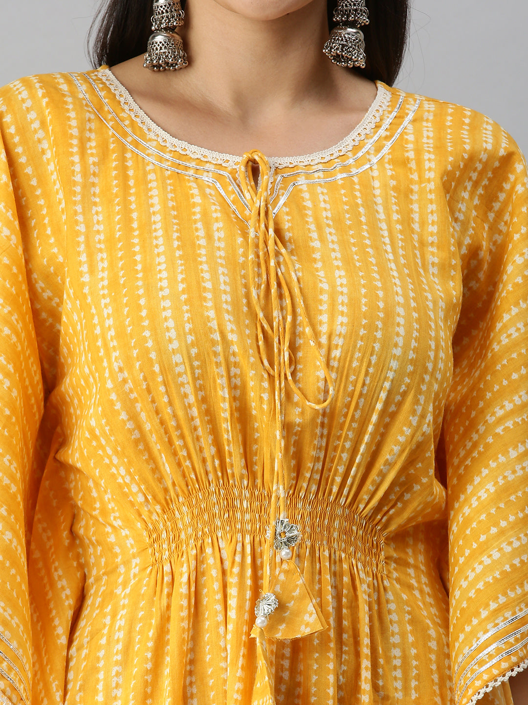 Women's Yellow Geometrical Kurta Sets