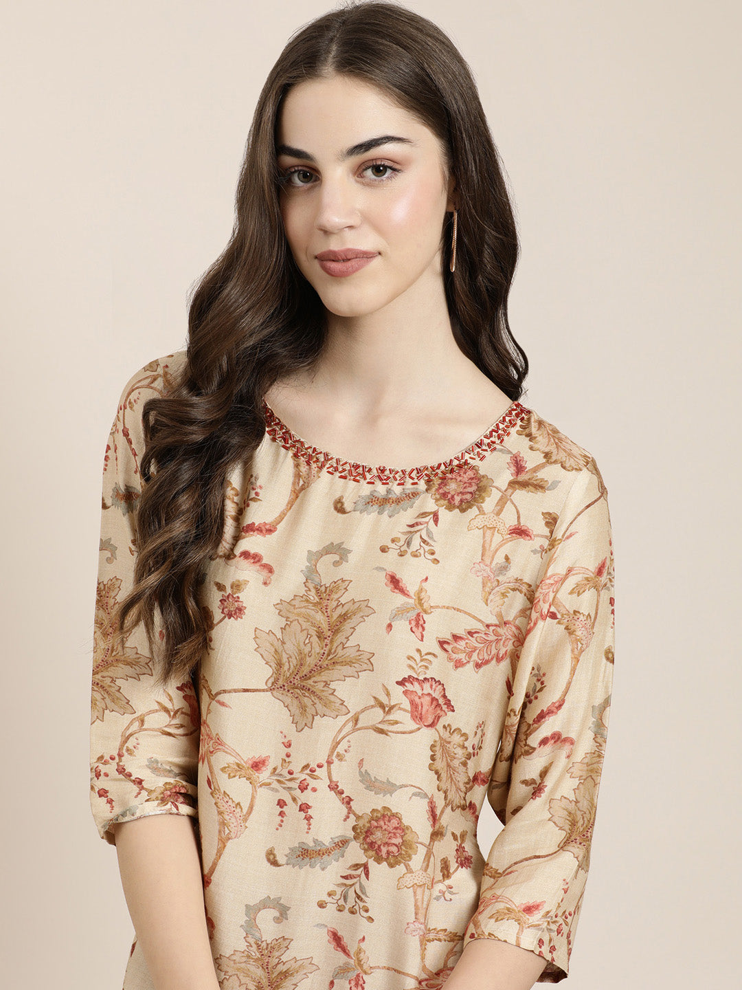 Women Beige Floral Kurta Set