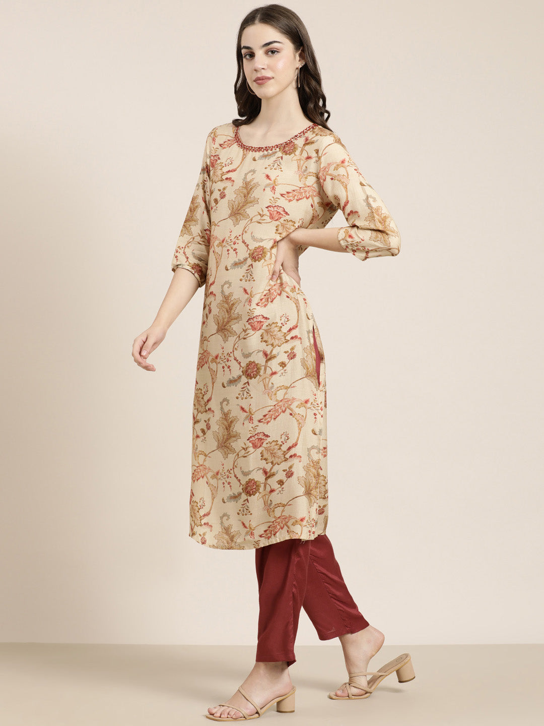 Women Beige Floral Kurta Set