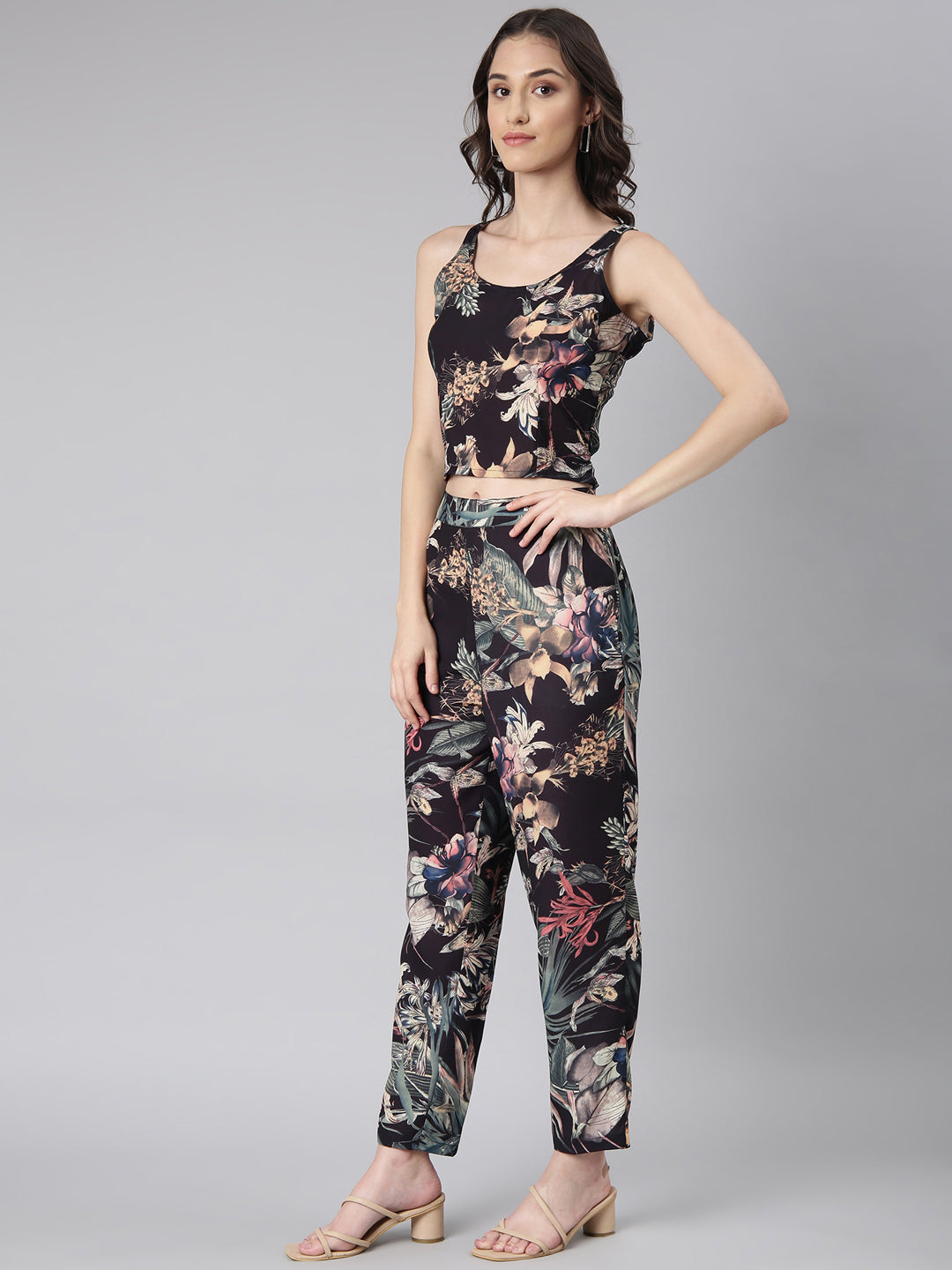 Women's Black Printed Sleeveless Co-Ords Set with Blazer