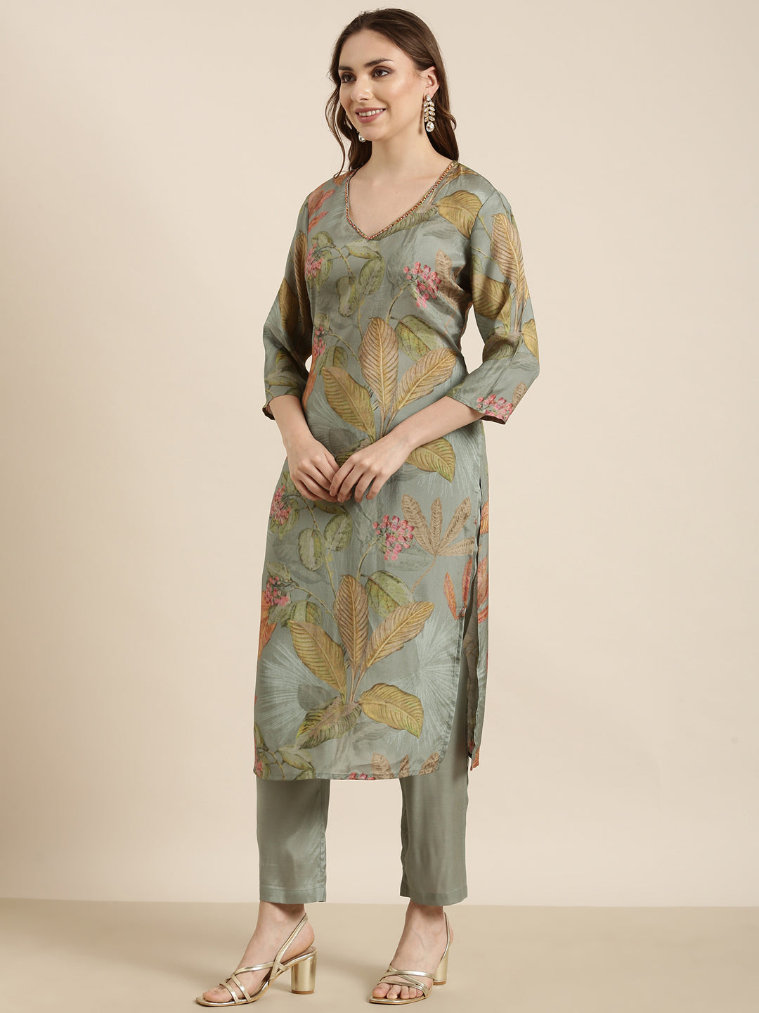 Women's Straight Ethnic Green Floral Kurta Sets with Trousers & Dupatta