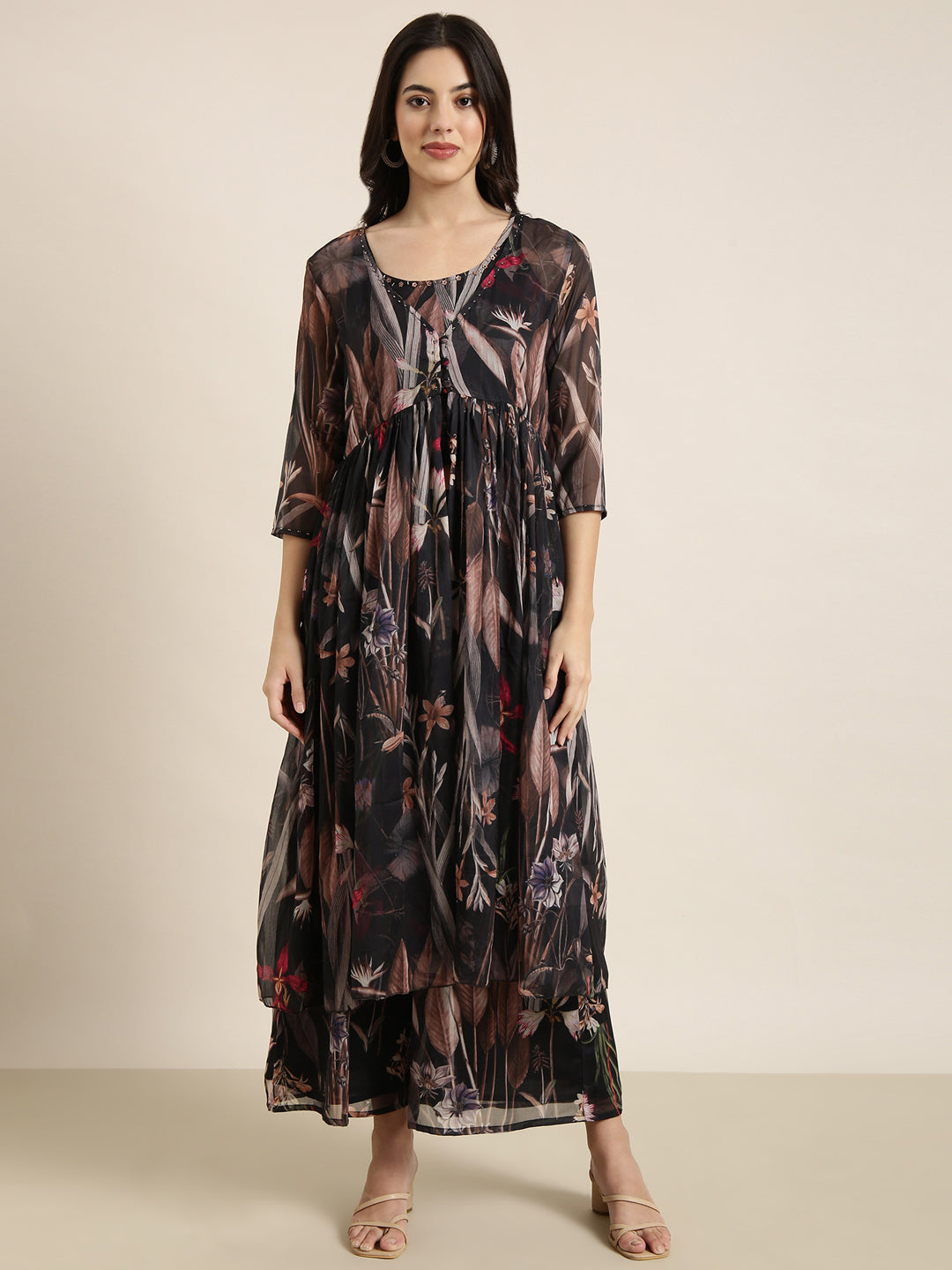 Women's Black Floral Printed Kurta Set with Shrug