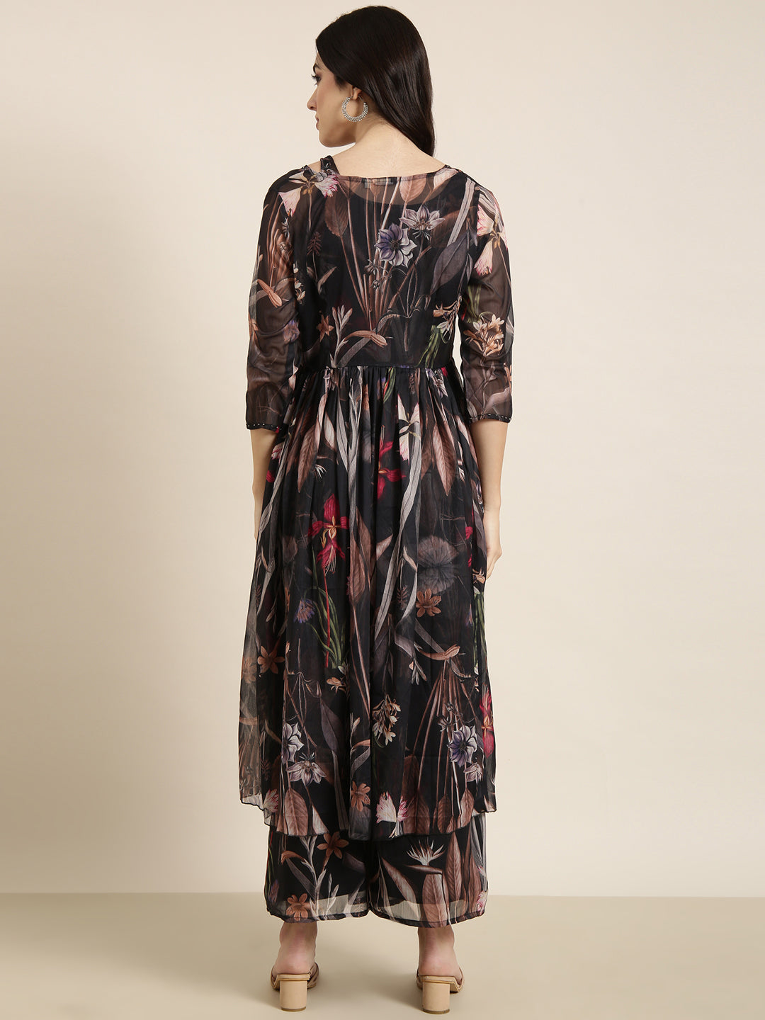 Women's Black Floral Printed Kurta Set with Shrug