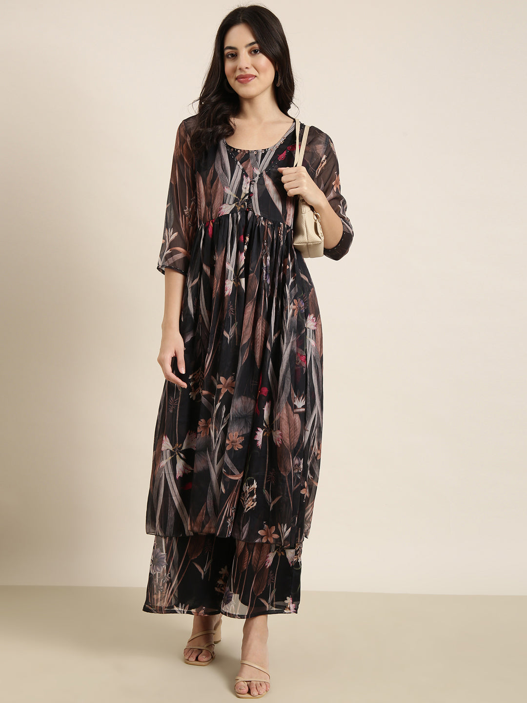 Women's Black Floral Printed Kurta Set with Shrug
