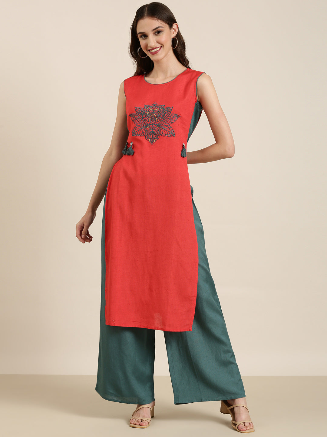 Women Red Solid Kurta Set