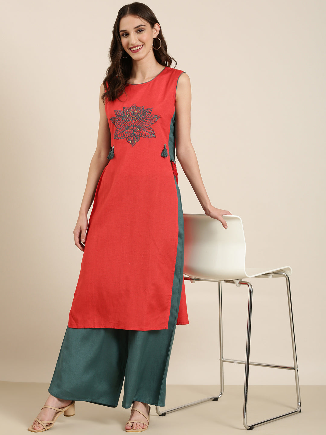 Women Red Solid Kurta Set