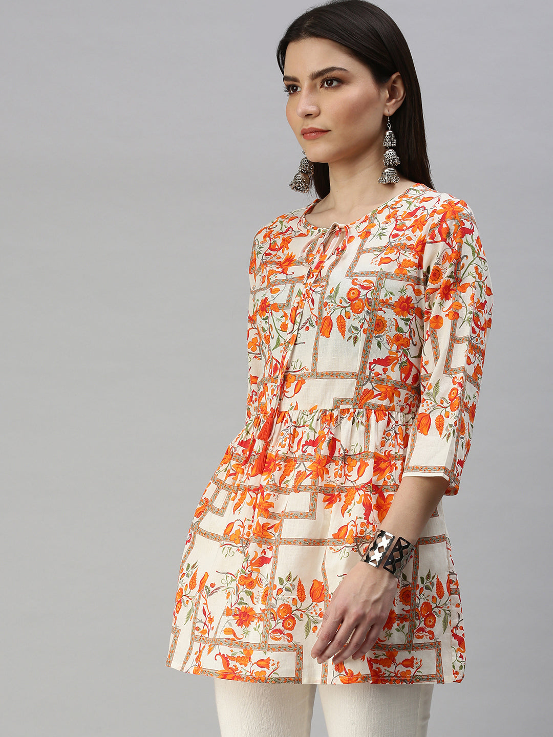 Women's Off White Floral A-Line Kurti