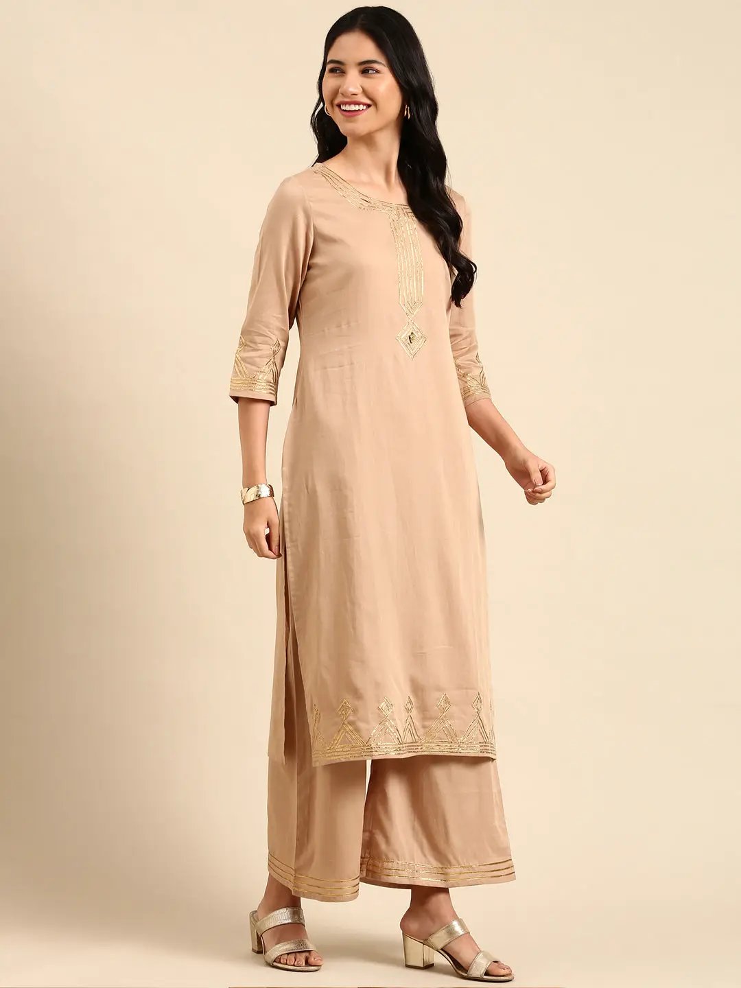 Women's Beige Embroidered Kurta Set