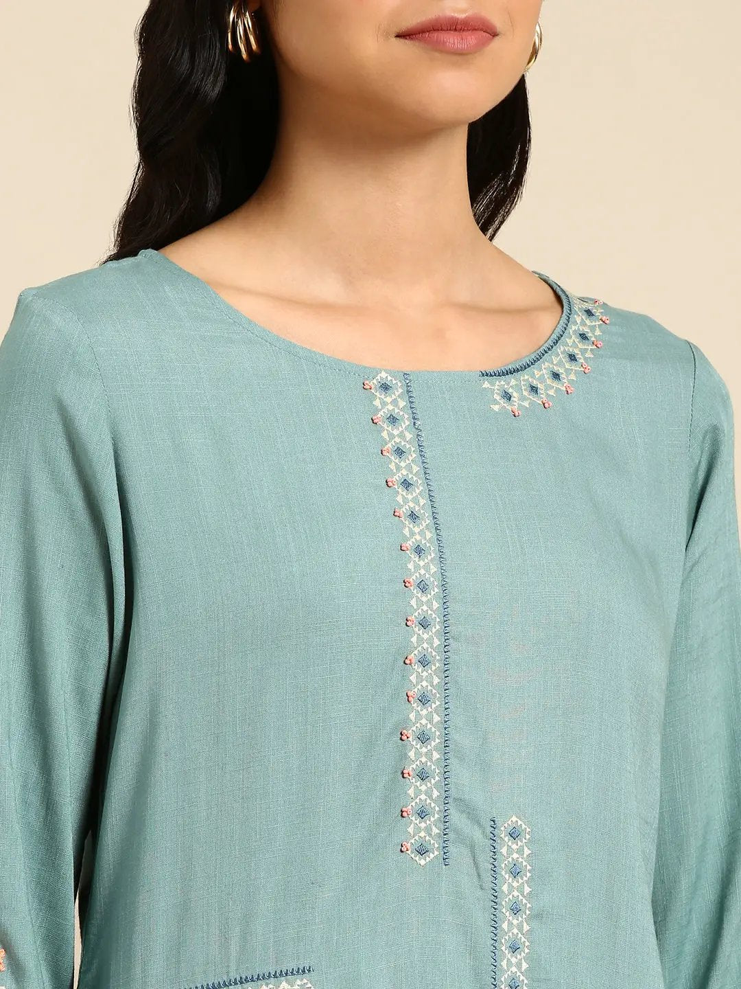 Women's Sea Green Embroidered Kurta Set