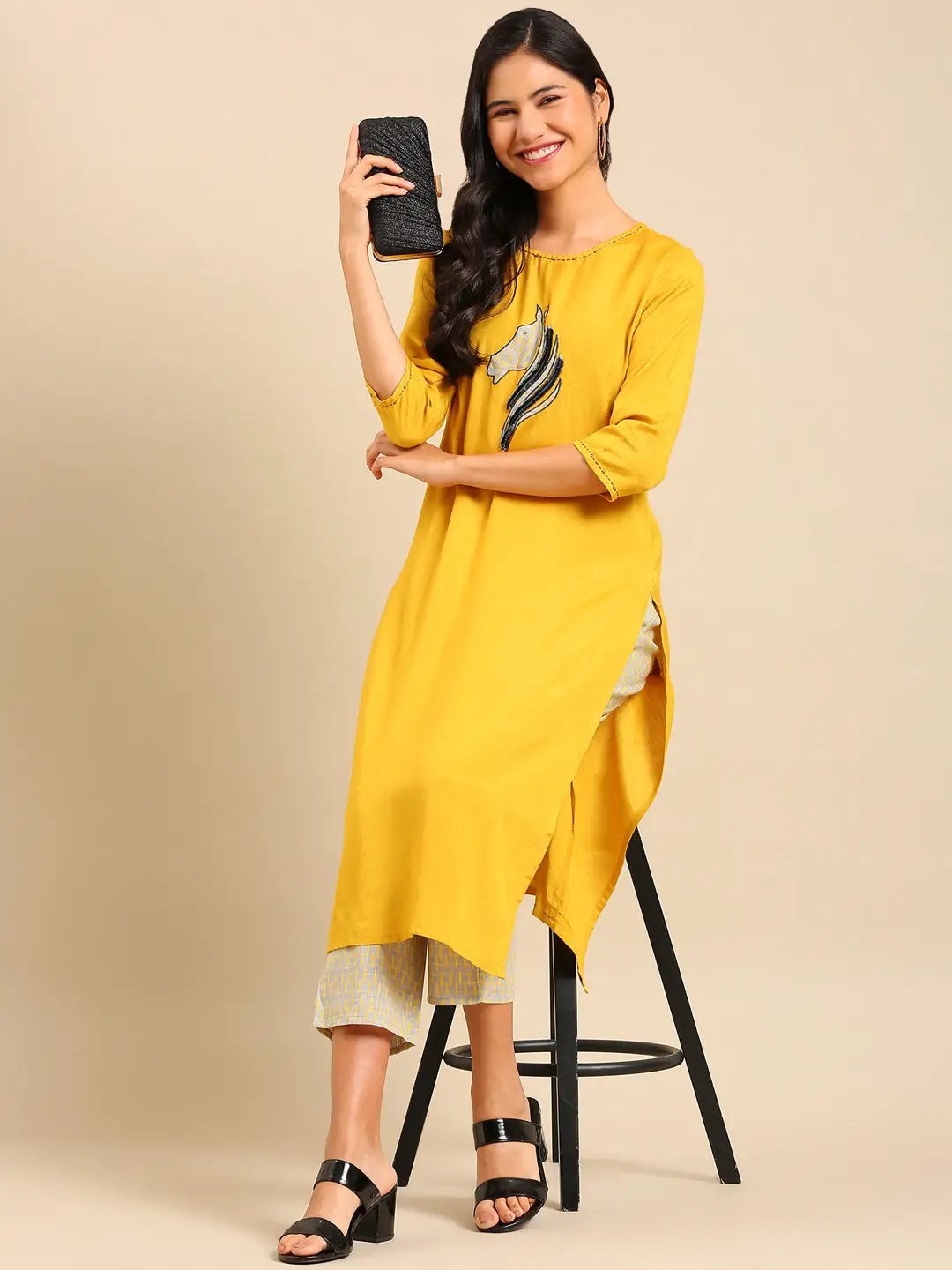 Women's Yellow Solid Kurta Set