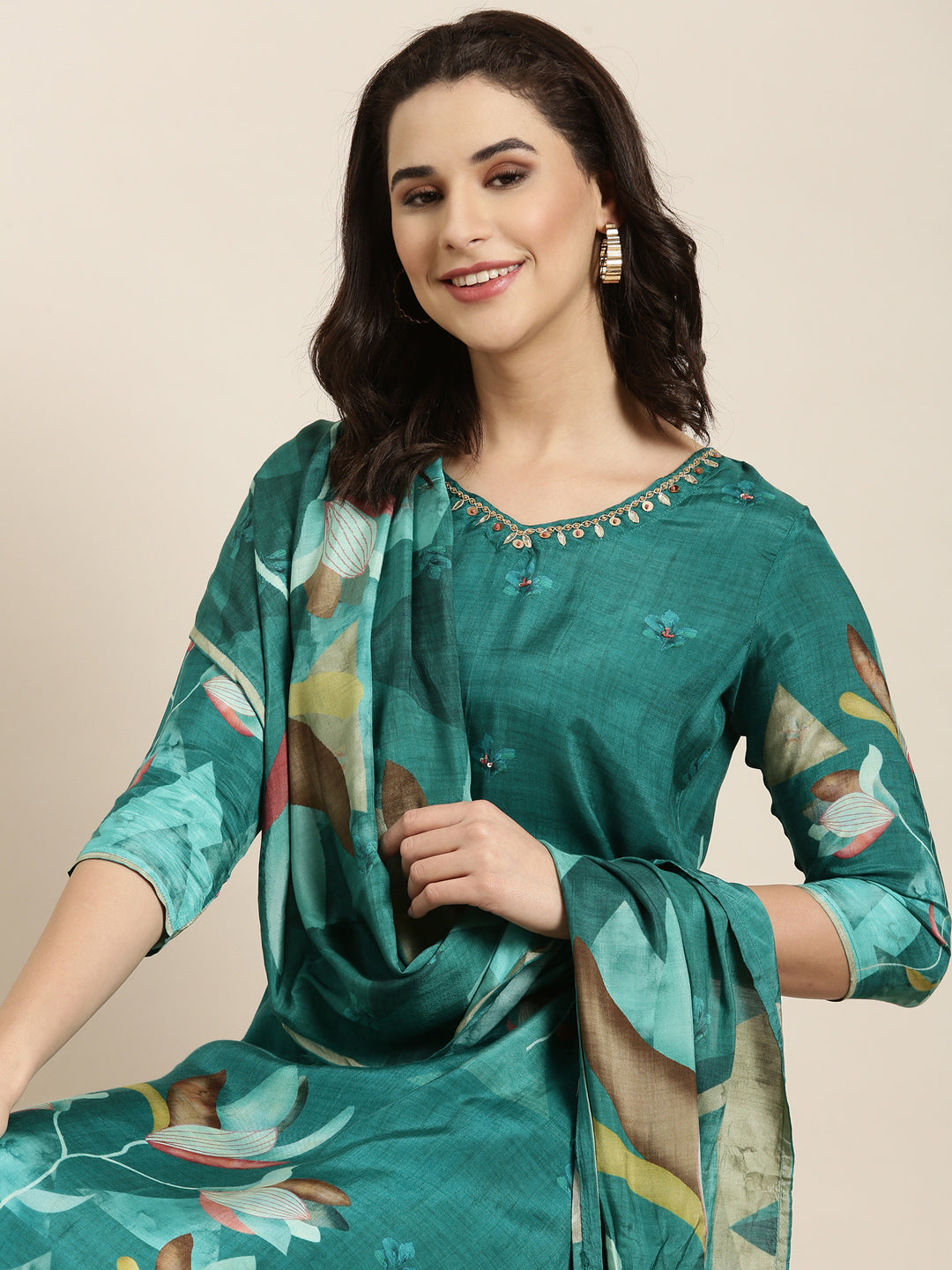 Women Straight Teal Floral Kurta and Patiala Set Comes With Dupatta