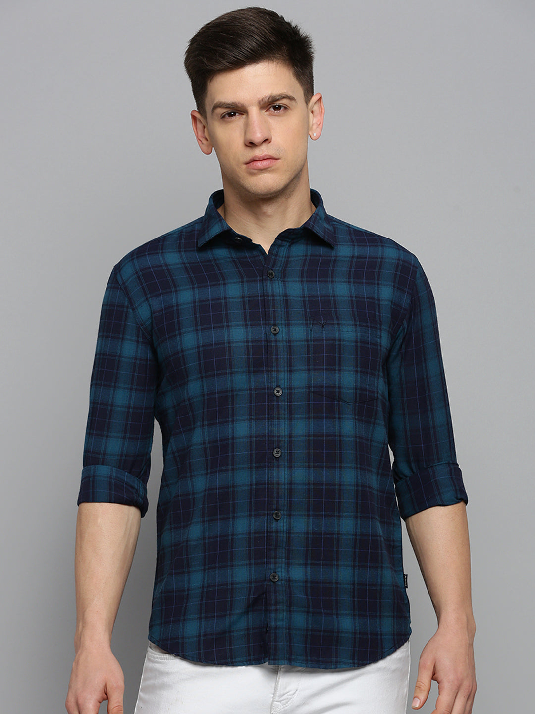 Men Teal Checked Casual Shirt