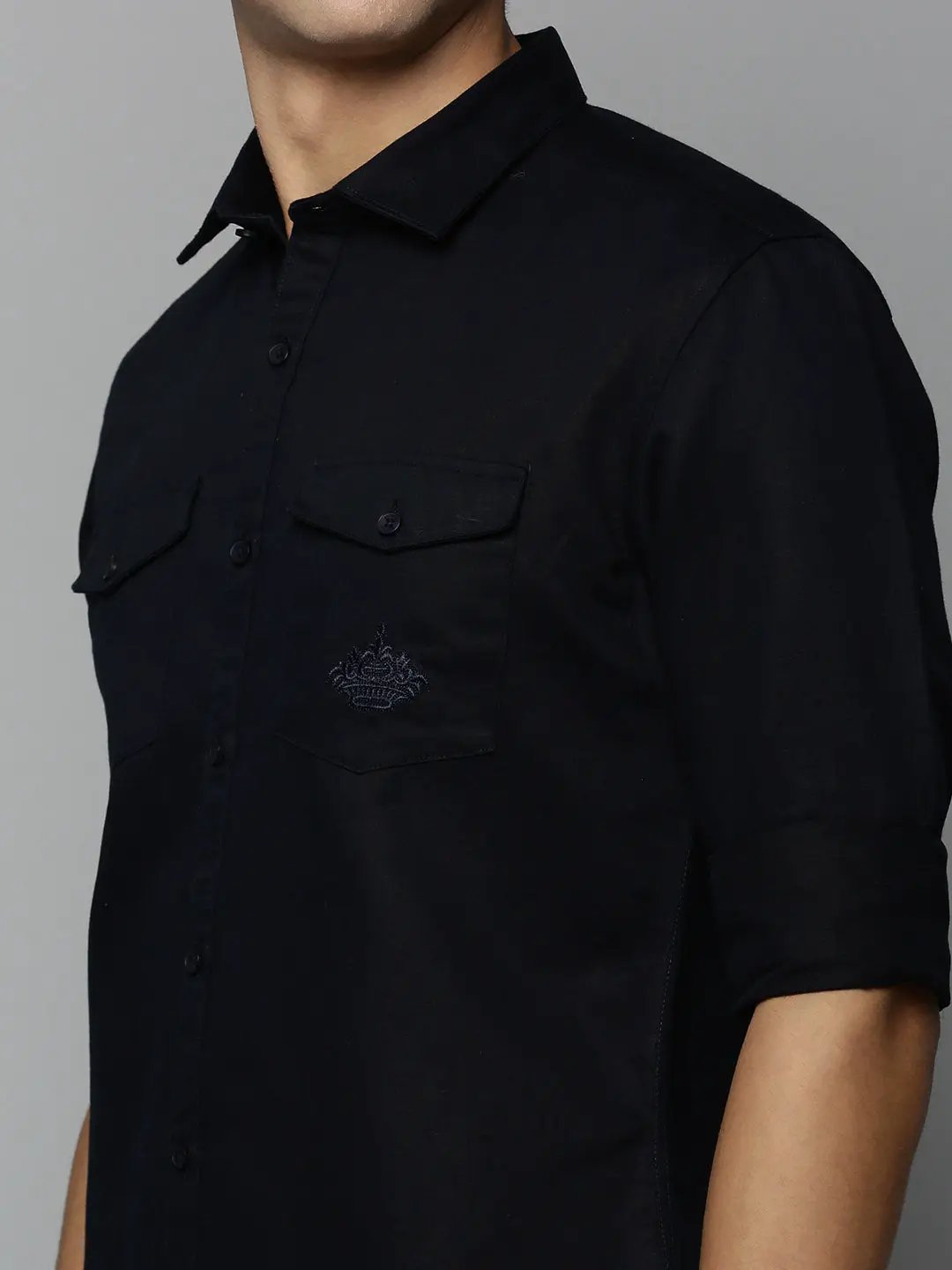 Men's Navy Solid Casual Shirt