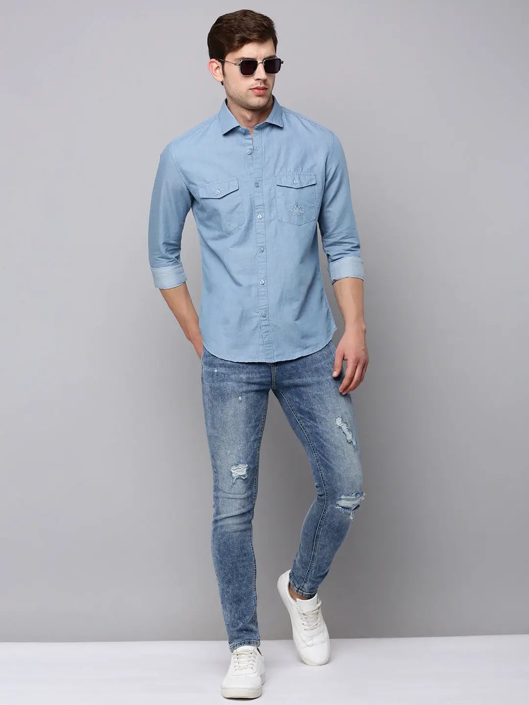 Men's Blue Solid Casual Shirt