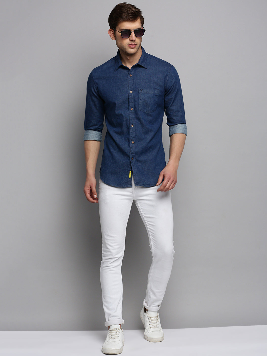 Men Navy Solid Casual Shirt