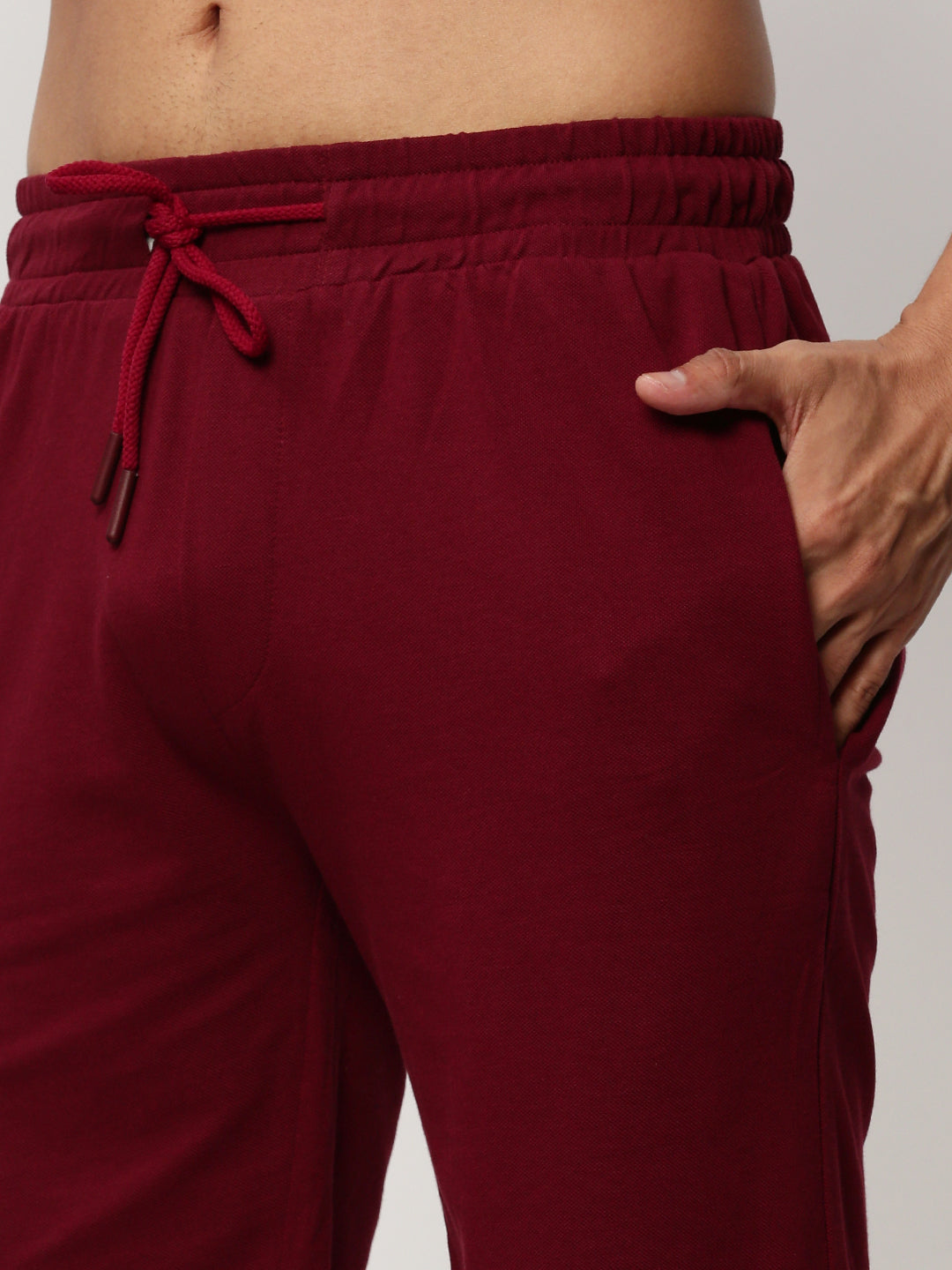 Men's Solid Maroon Round Neck T-Shirt & Shorts Co-Ords Set