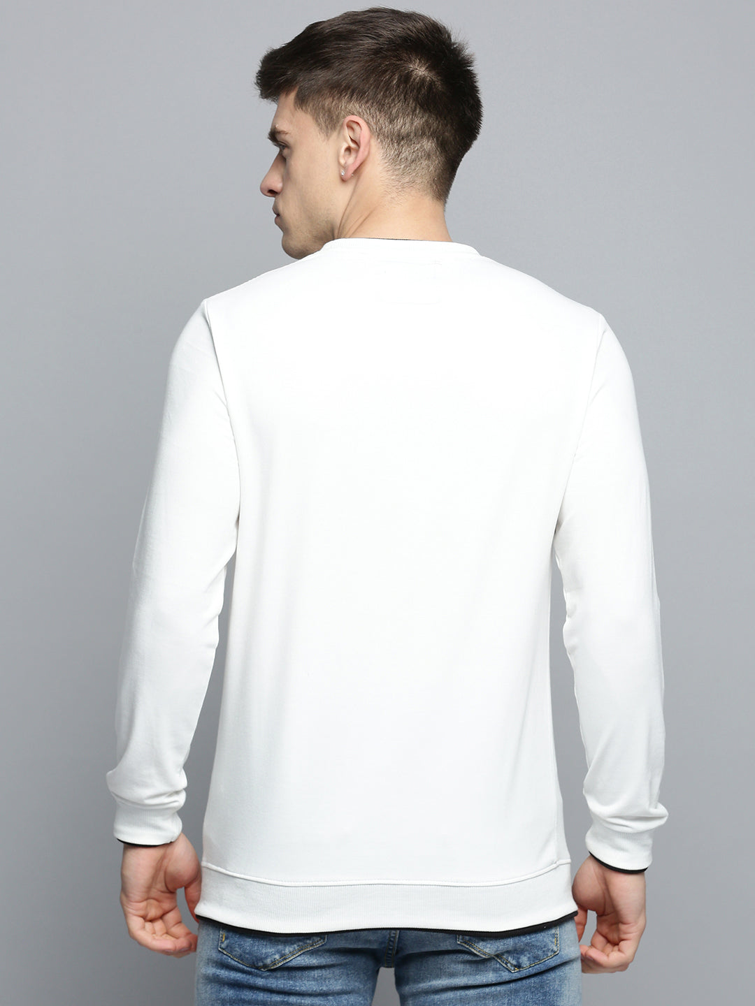Men's White Solid Casual Sweatshirt