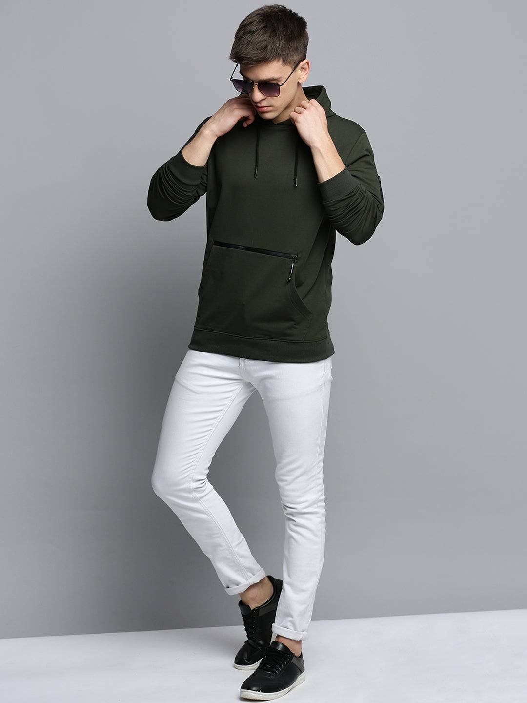 Men's Green Solid Casual Hoodie