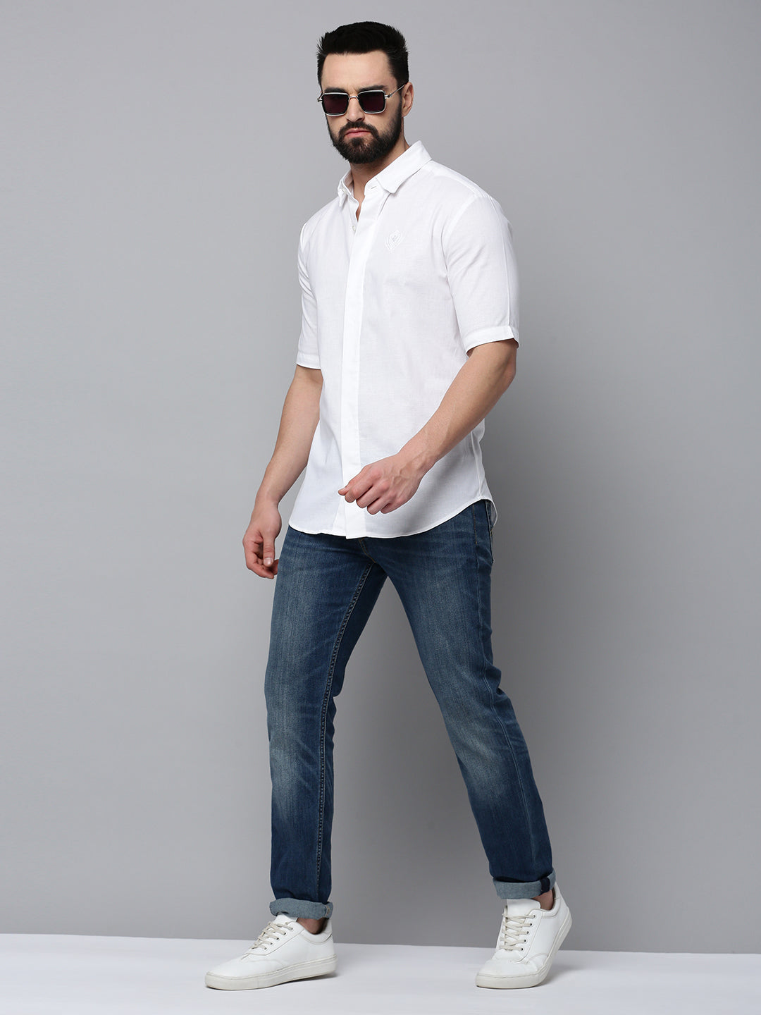 Men White Solid Casual Shirt