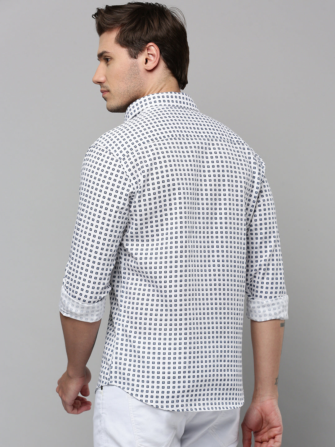 Men White Solid Casual Shirt