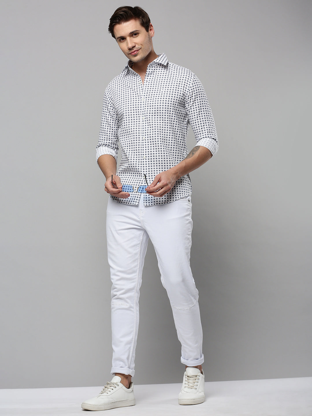 Men White Solid Casual Shirt