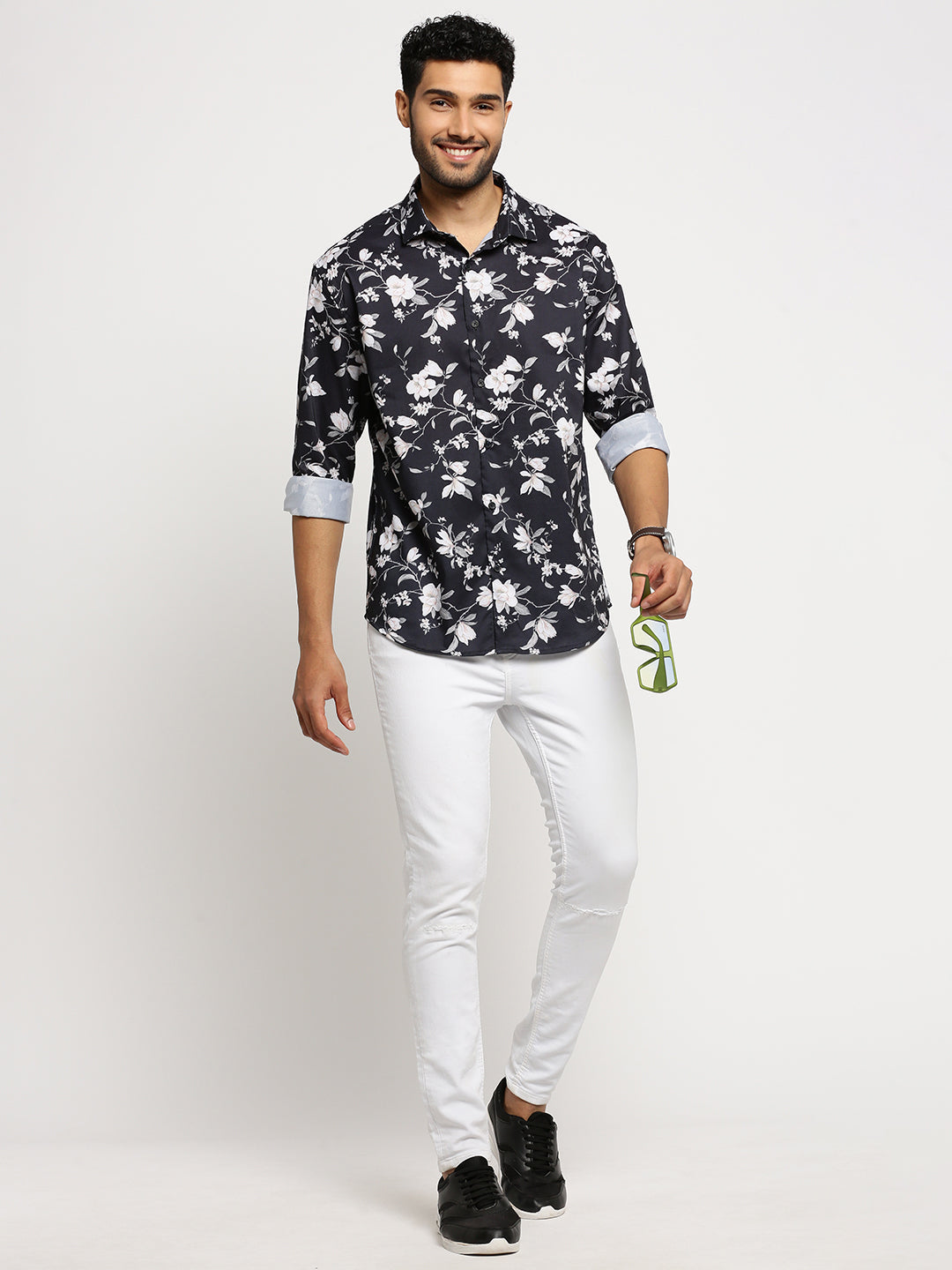 Men Black Spread Collar Floral Shirt