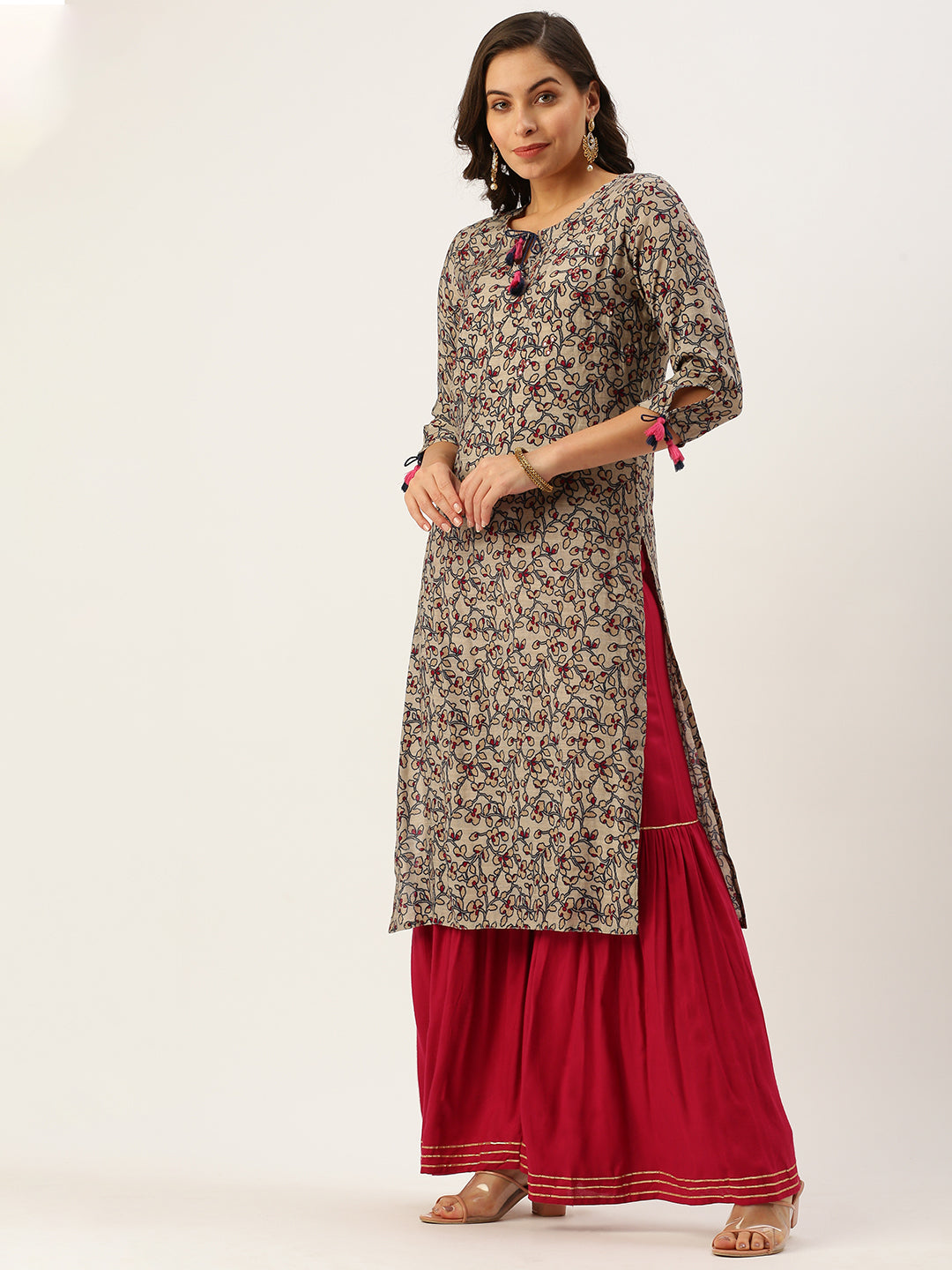 Women's Beige Printed Kurta Sets