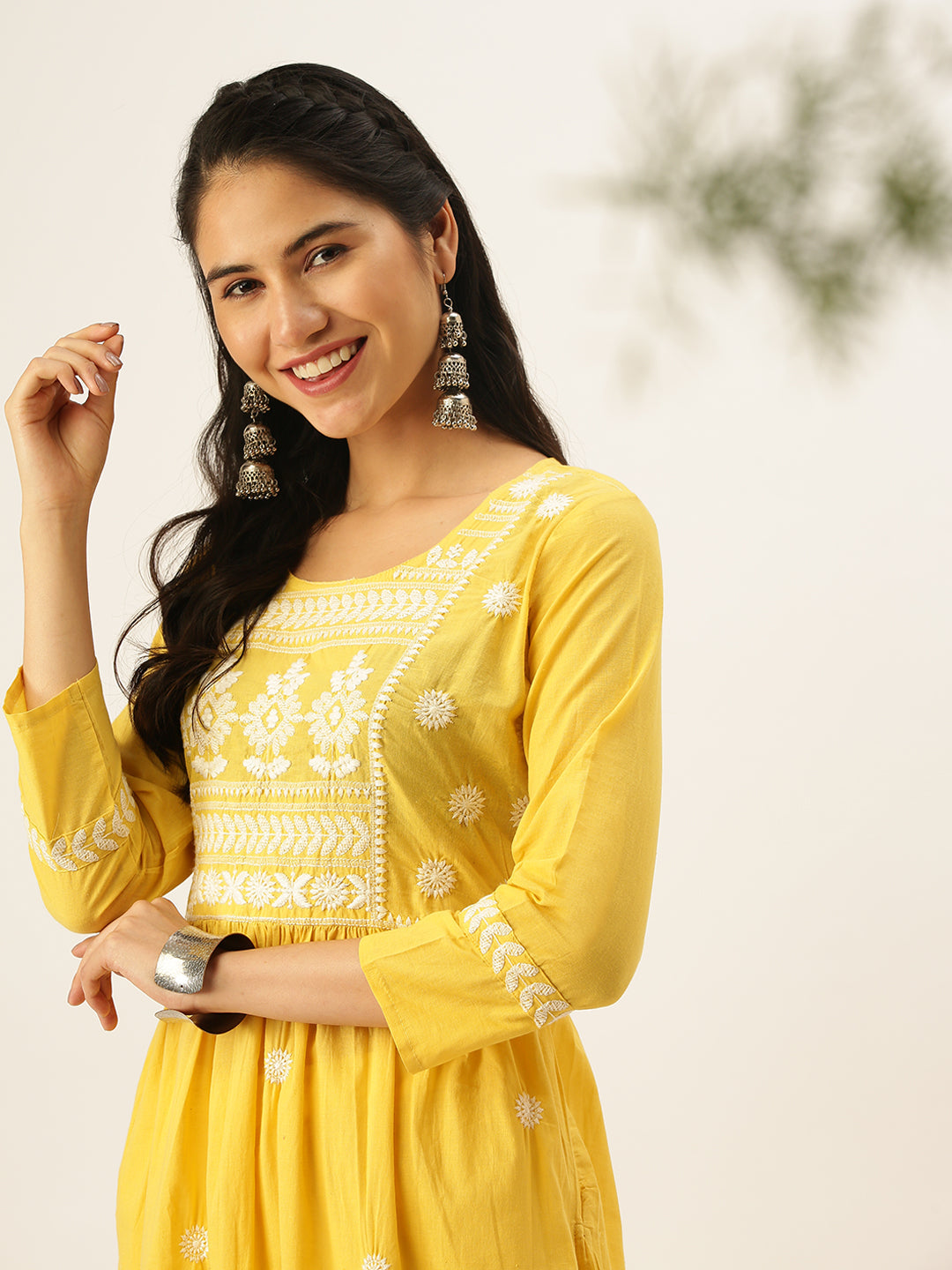 Women's Yellow Solid Kurta Sets