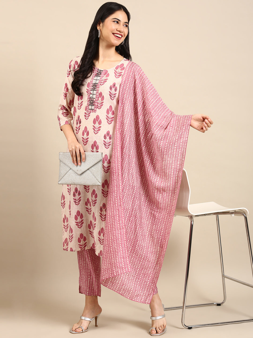 Women's Beige Printed Kurta Set