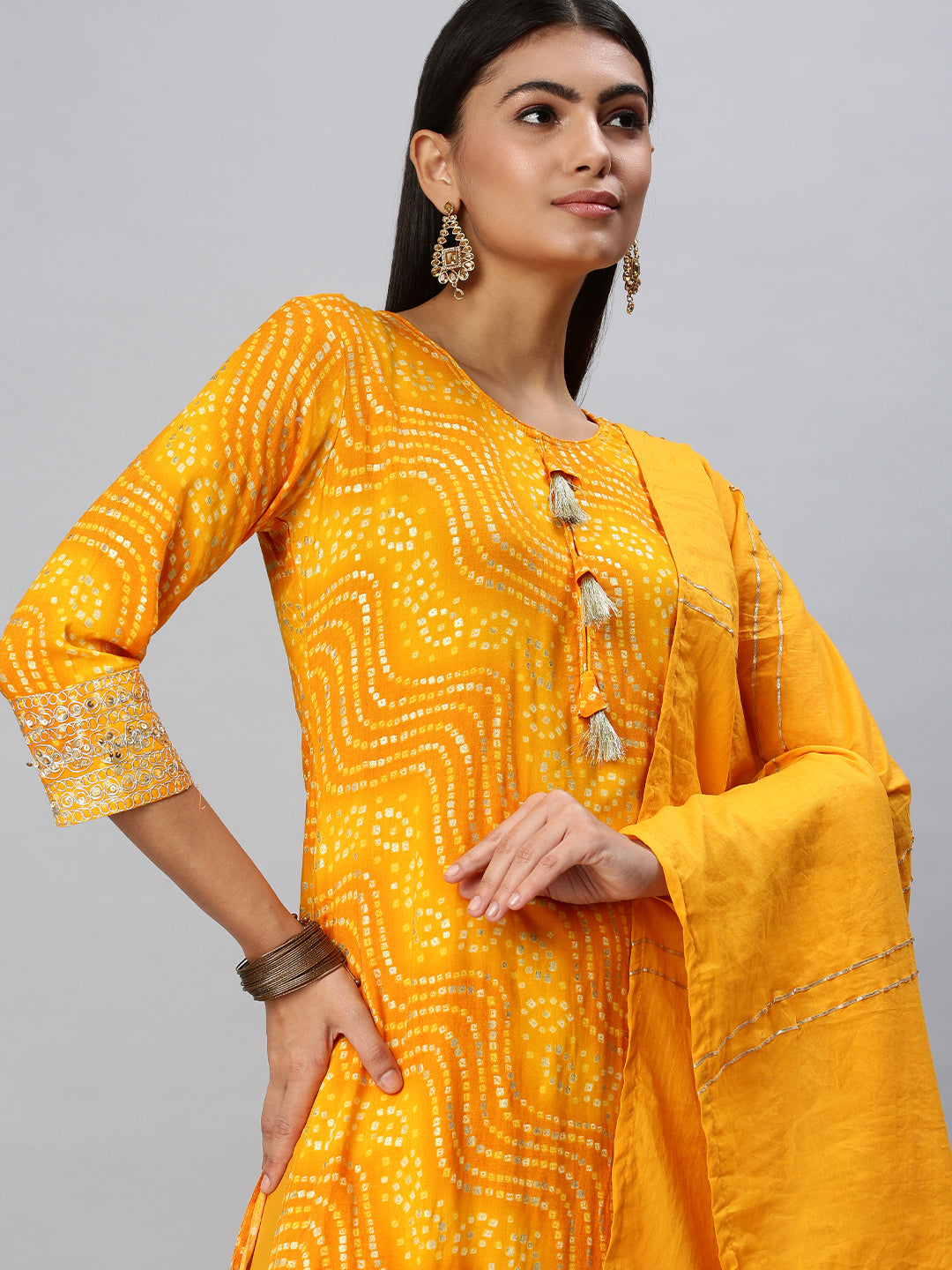 Women's Yellow Printed Kurta Sets