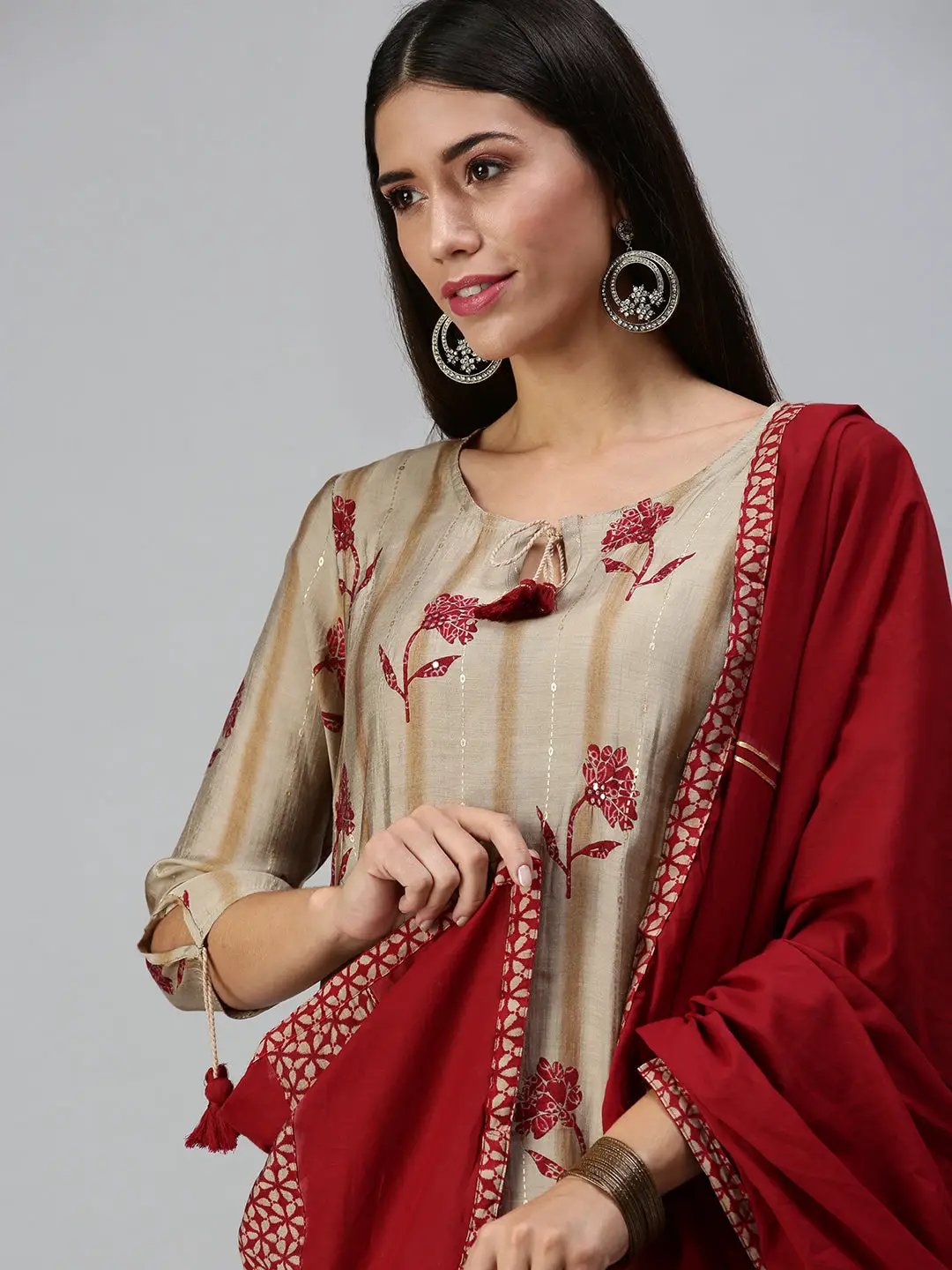 Women's Beige Printed Kurta Sets