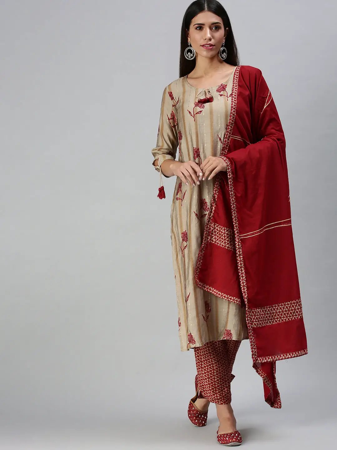 Women's Beige Printed Kurta Sets