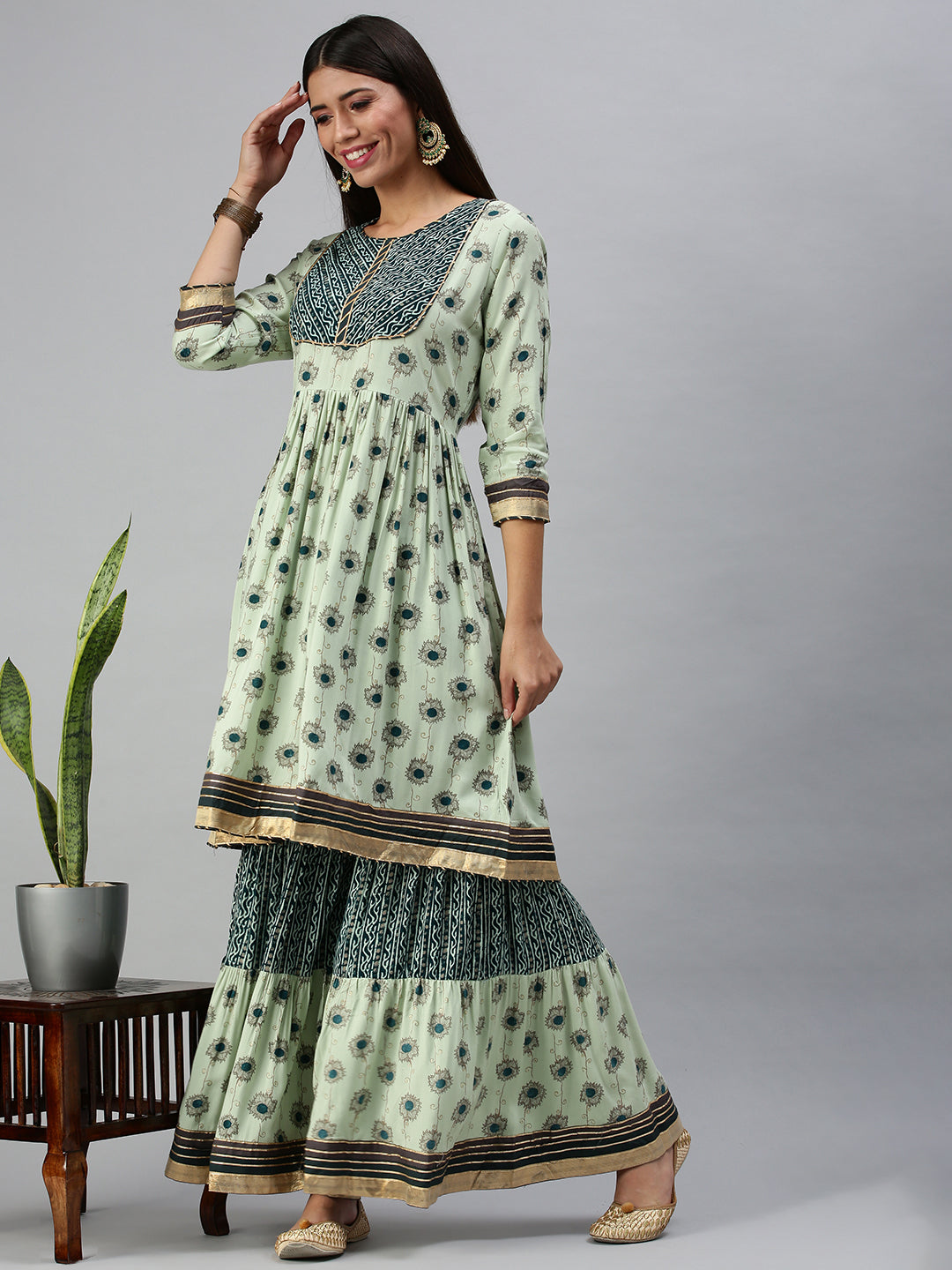 Women's Green Printed Kurta Sets