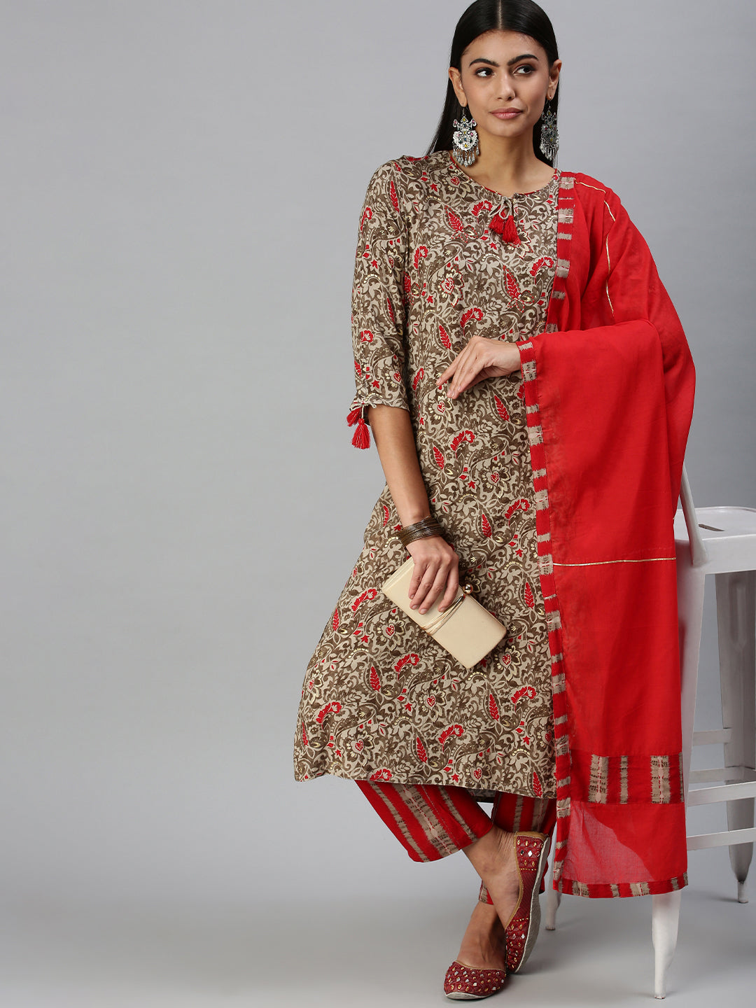 Women's Beige Printed Kurta Sets