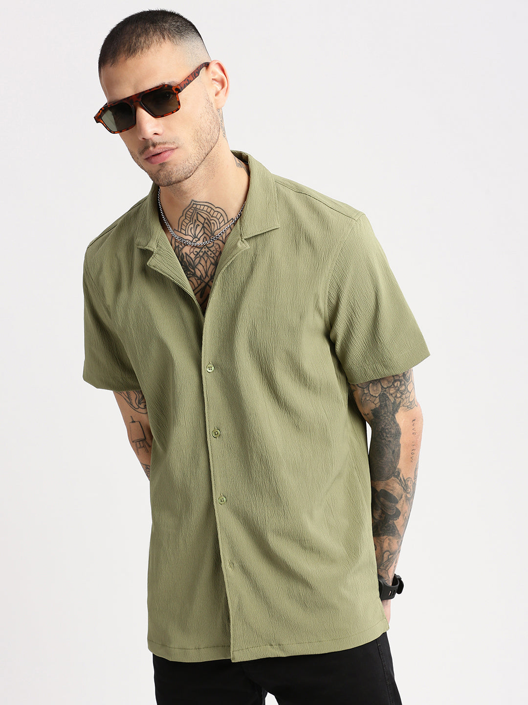 Men Cuban Collar  Solid Green Casual Shirt