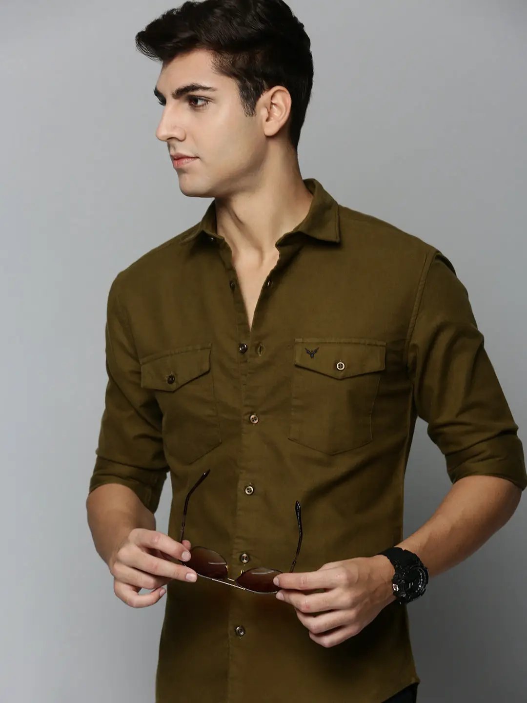 Men's Green Solid Casual Shirt